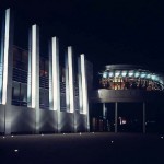 arn meijs ontwierp dit fantastische gebouw in het stadspark van valkenburg. Het is voor iedere lichtontwerper een buitenkansje om dit aan te lichten.